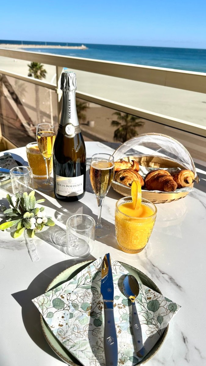 Suite Balnéo Canet - Love’nSpa - weekend en amoureux, love rooms avec spa ou jacuzzi privatif1 de Suite Balnéo Canet
