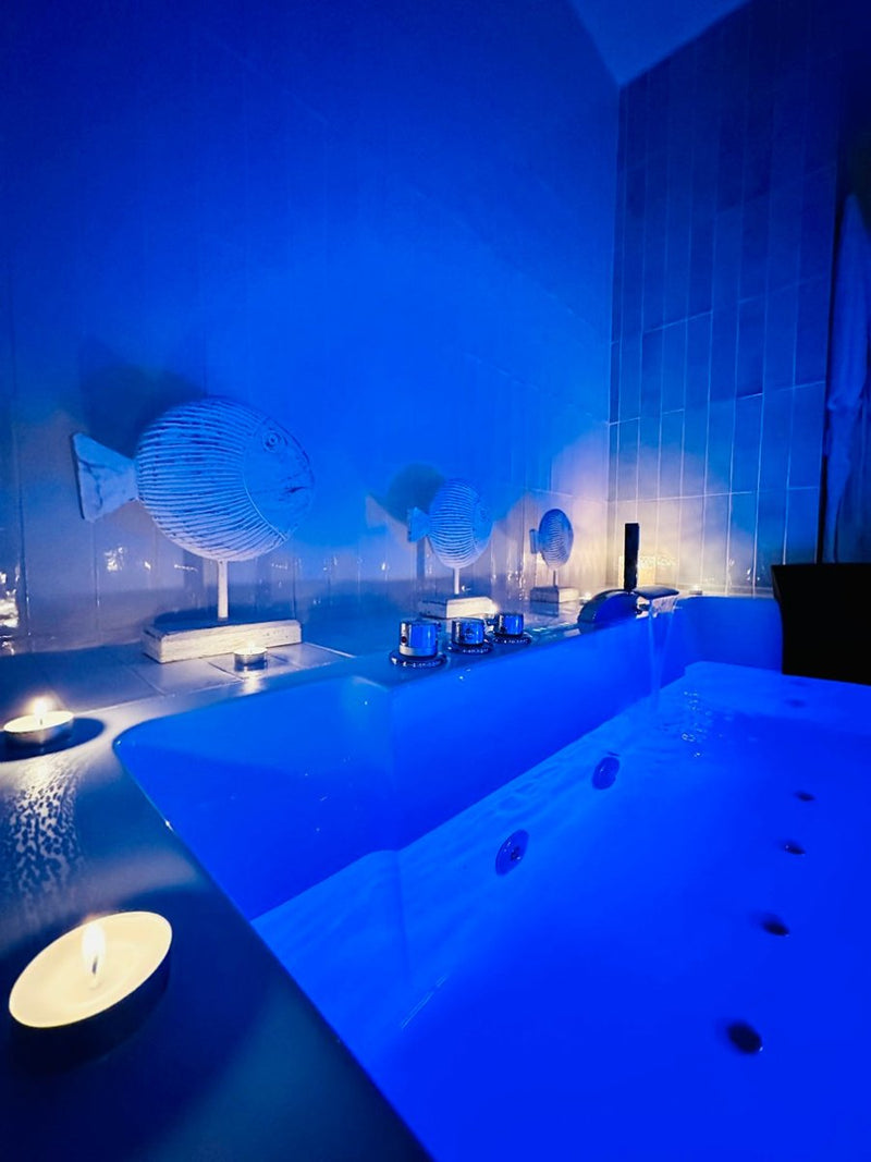 Suite Balnéo Canet - Love’nSpa - weekend en amoureux, love rooms avec spa ou jacuzzi privatif3 de Suite Balnéo Canet
