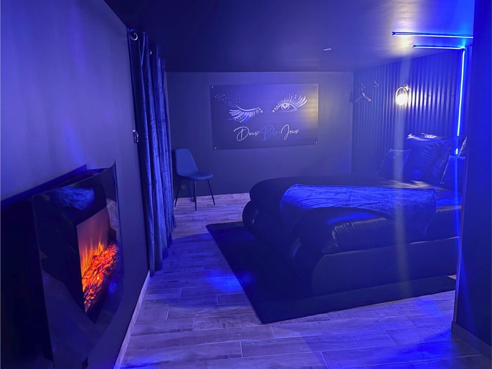 Suite Cléopâtre - Doux Bleu Jeux - Love’nSpa - weekend en amoureux, love rooms avec spa ou jacuzzi privatif8 de Suite Cléopâtre - Doux Bleu Jeux
