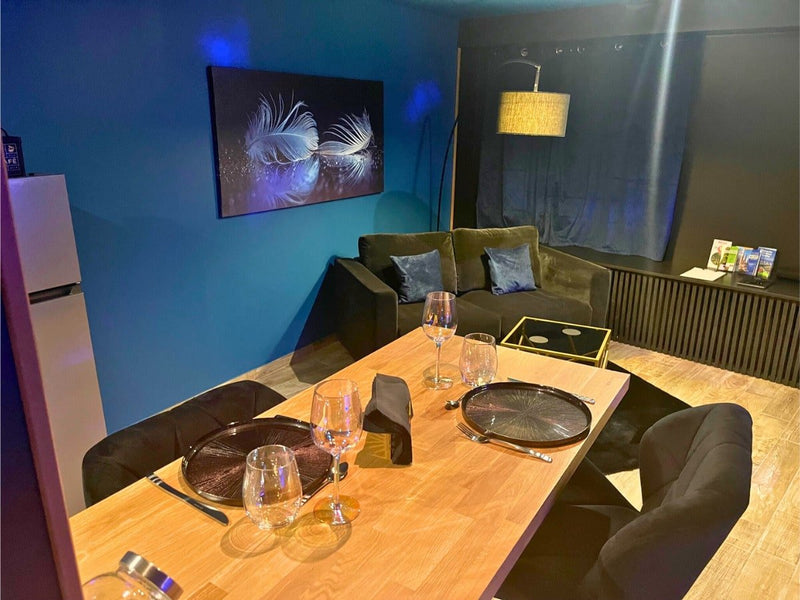Suite Cléopâtre - Doux Bleu Jeux - Love’nSpa - weekend en amoureux, love rooms avec spa ou jacuzzi privatif
