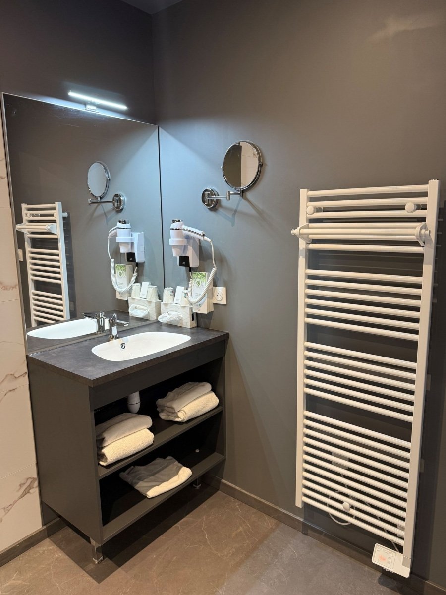 SUITE DELUXE - Honfleur - Love’nSpa - weekend en amoureux, love rooms avec spa ou jacuzzi privatif5 de SUITE DELUXE Tulip Inn - Honfleur
