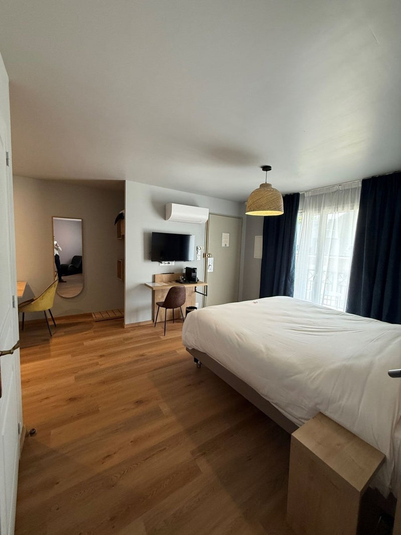 SUITE DELUXE - Honfleur - Love’nSpa - weekend en amoureux, love rooms avec spa ou jacuzzi privatif