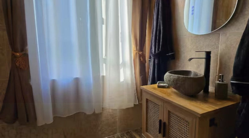 Suite Jungle Spa•Sauna & Balnéo - Love’nSpa - weekend en amoureux, love rooms avec spa ou jacuzzi privatif