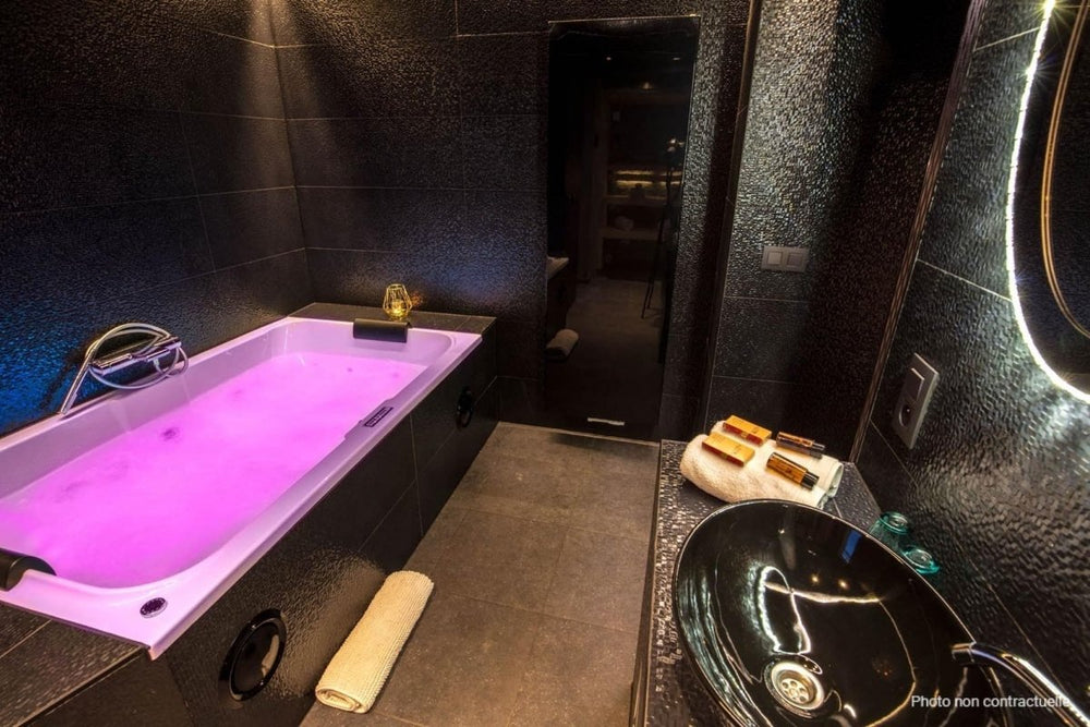 Suite L'Écrin by Le Clos des Thermes - Love’nSpa - weekend en amoureux, love rooms avec spa ou jacuzzi privatif5 de Suite L'Écrin by Le Clos des Thermes
