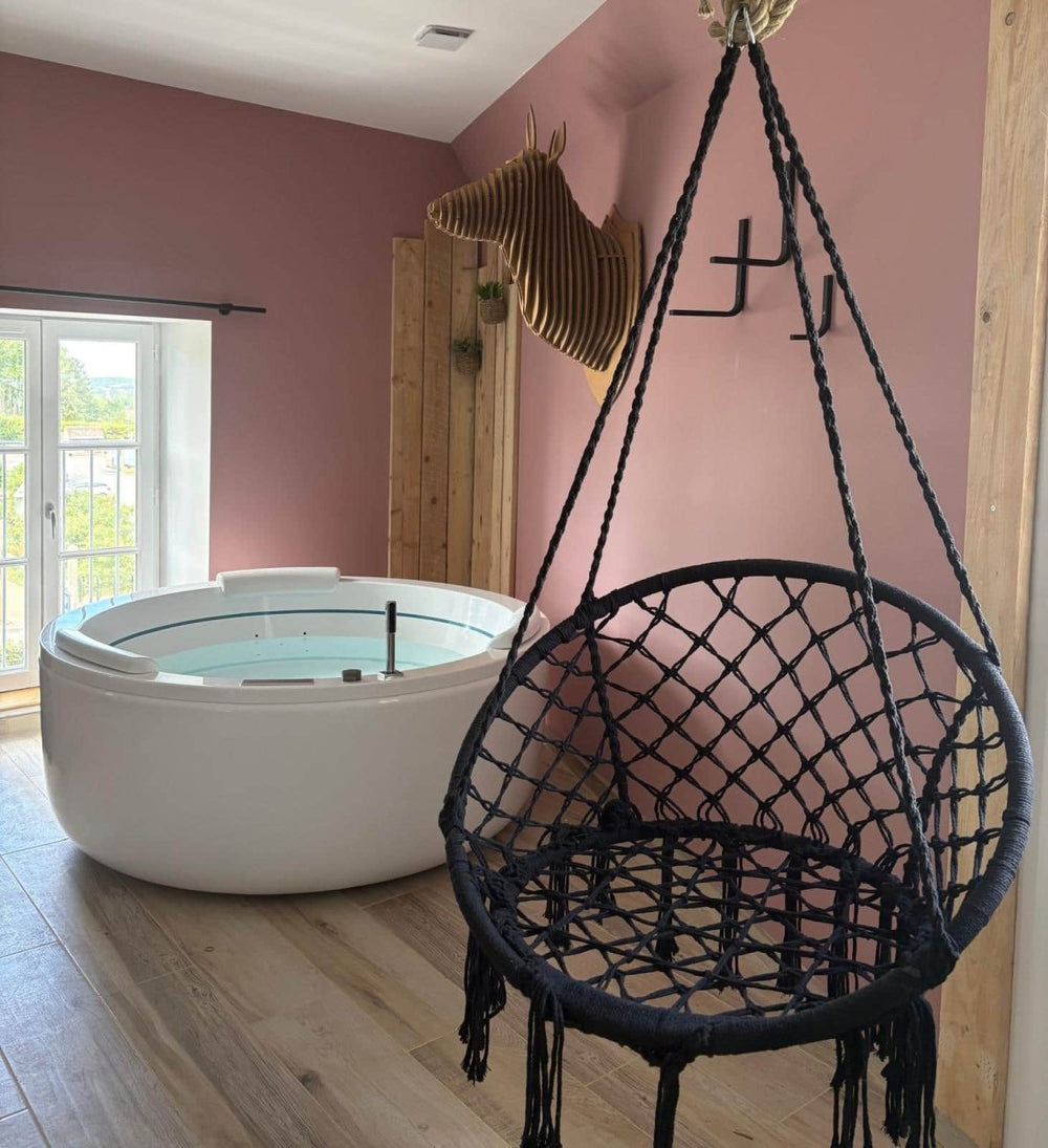 Suite Prova - Love’nSpa - weekend en amoureux, love rooms avec spa ou jacuzzi privatif1 de Suite Prova
