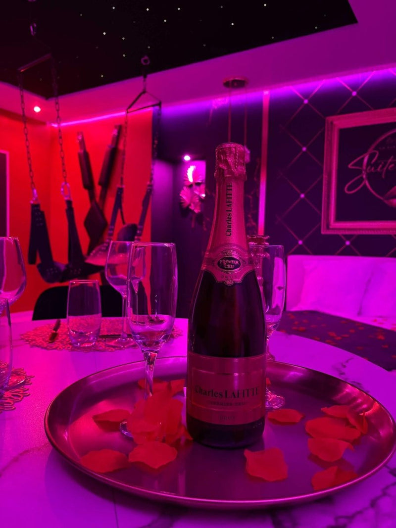 Suite Secrète - Love’nSpa - weekend en amoureux, love rooms avec spa ou jacuzzi privatif