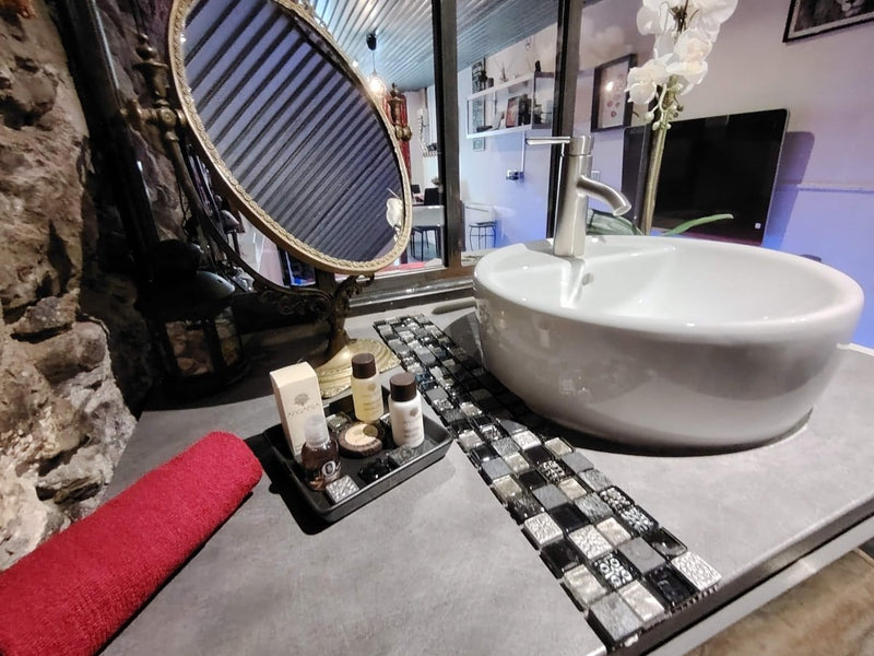 Sweet - Loft - Love’nSpa - weekend en amoureux, love rooms avec spa ou jacuzzi privatif