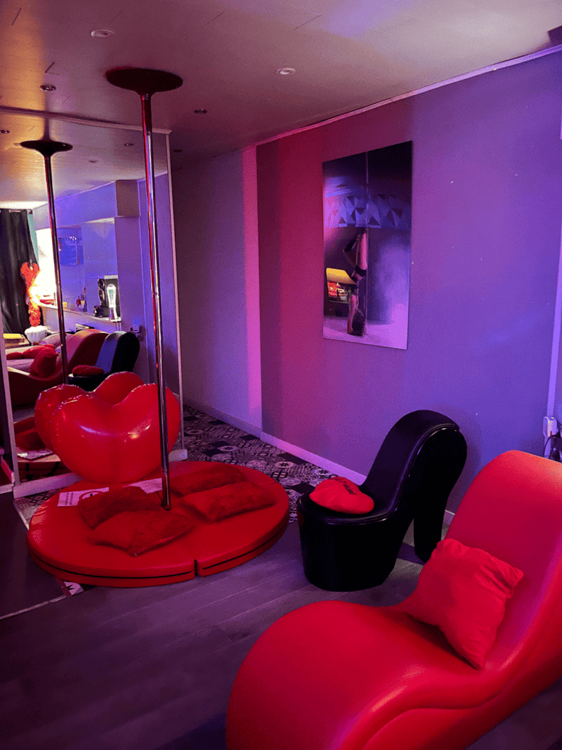 The spa by elle et lui - Mouscron - Love’nSpa - weekend en amoureux, love rooms avec spa ou jacuzzi privatif2 de The spa by elle et lui - Mouscron
