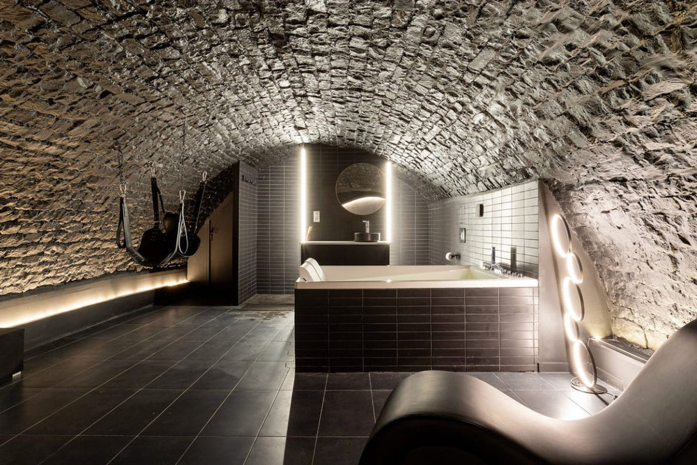 To the Moon and back - Love’nSpa - weekend en amoureux, love rooms avec spa ou jacuzzi privatif4 de To the Moon and back
