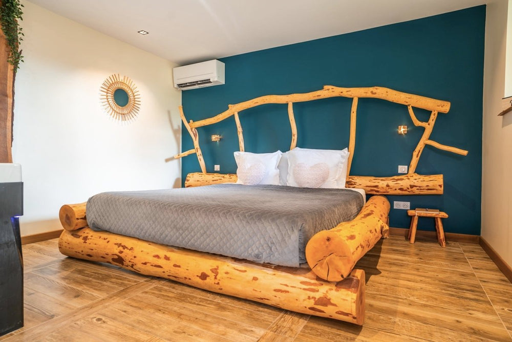 TOY - Love’nSpa - weekend en amoureux, love rooms avec spa ou jacuzzi privatif3 de TOY
