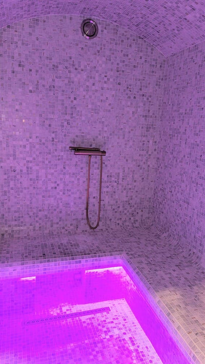 Tropic Bloom Spa & Cinema - Love’nSpa - weekend en amoureux, love rooms avec spa ou jacuzzi privatif