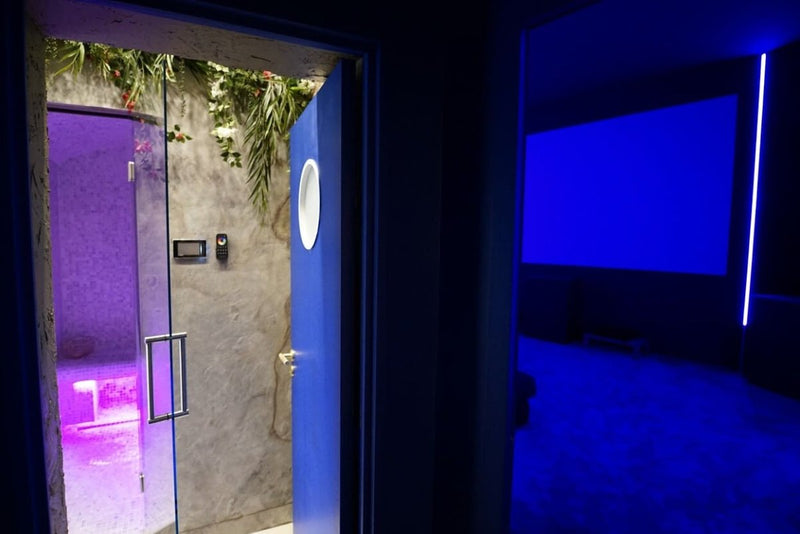 Tropic Bloom Spa & Cinema - Love’nSpa - weekend en amoureux, love rooms avec spa ou jacuzzi privatif