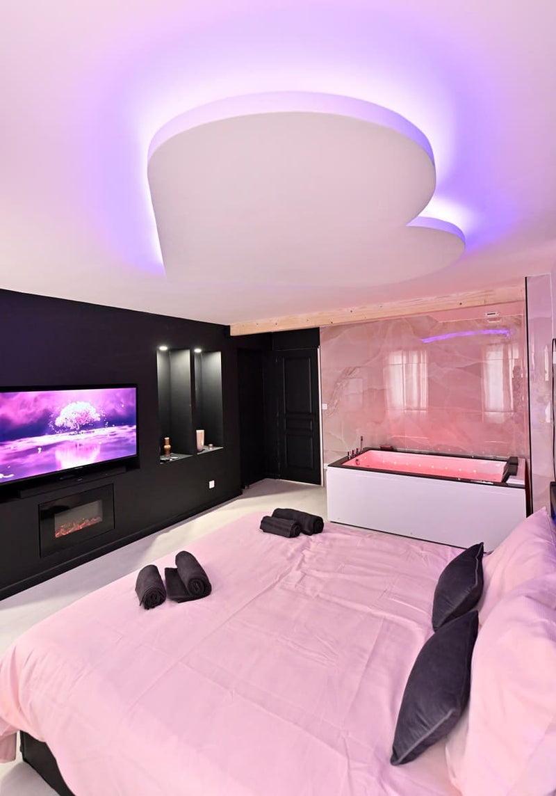 Une Parenthèse amoureuse - Love’nSpa - weekend en amoureux, love rooms avec spa ou jacuzzi privatif