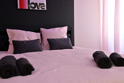 Une Parenthèse amoureuse - Love’nSpa - weekend en amoureux, love rooms avec spa ou jacuzzi privatif