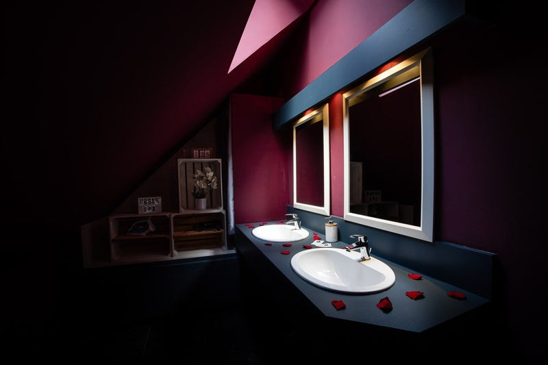 Urban Spa - 3 nuances de plaisir - Love’nSpa - weekend en amoureux, love rooms avec spa ou jacuzzi privatif