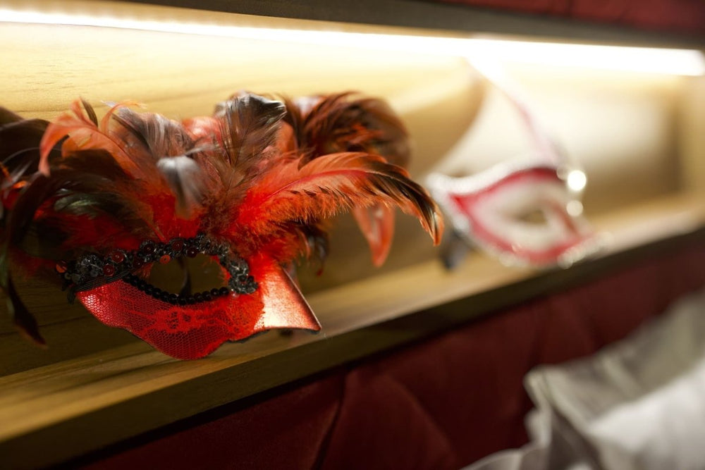 VIP Paris Yacht hôtel - Suite Amour - Love’nSpa - weekend en amoureux, love rooms avec spa ou jacuzzi privatif13 de VIP Paris Yacht hôtel - Suite Amour
