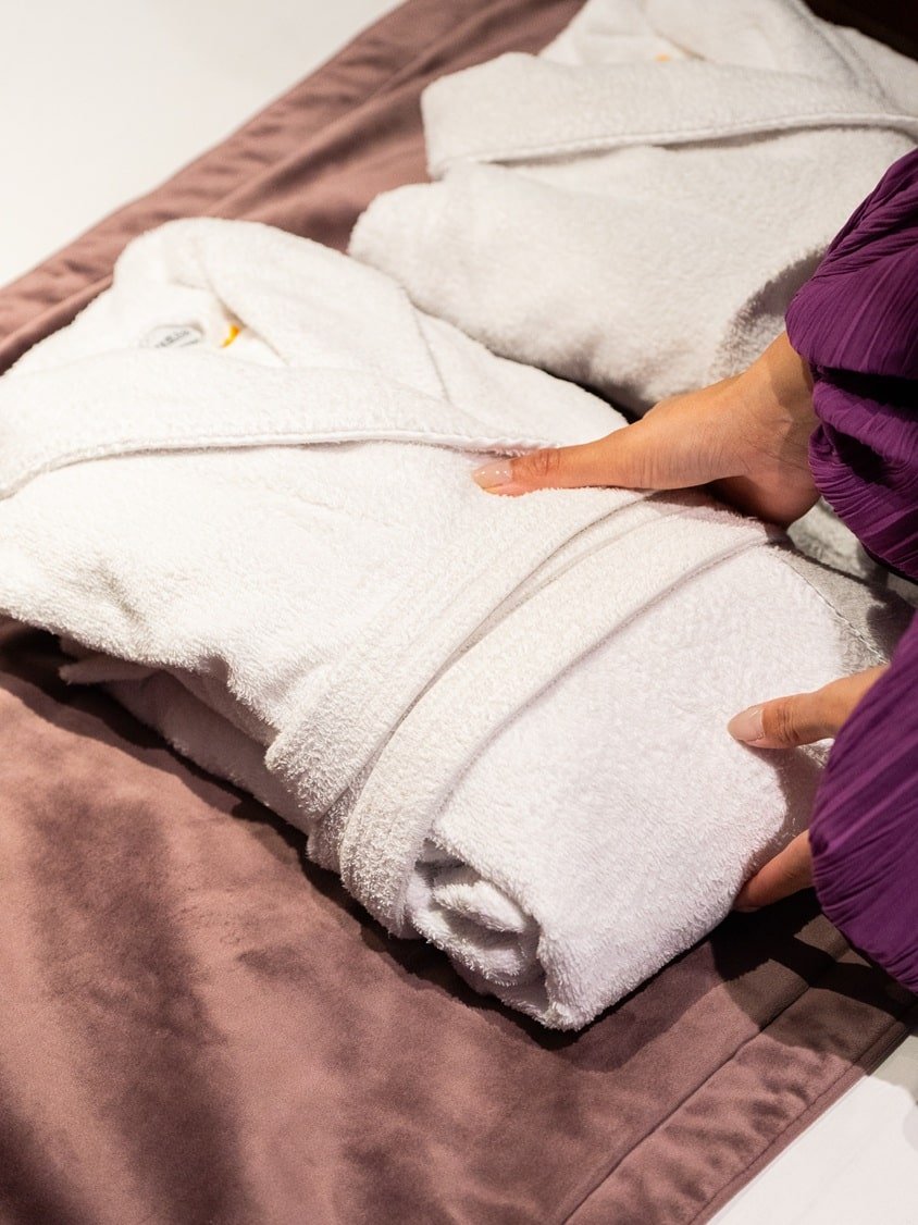 VIP Paris Yacht hôtel - Suite Bali - Love’nSpa - weekend en amoureux, love rooms avec spa ou jacuzzi privatif11 de VIP Paris Yacht hôtel - Suite Bali
