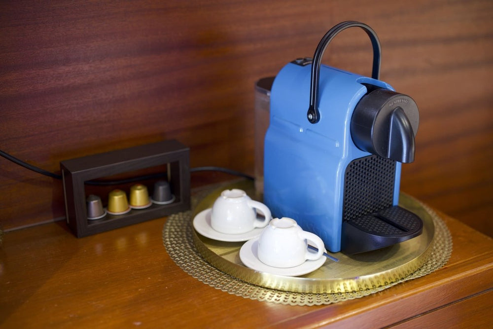 VIP Paris Yacht hôtel - Suite Solaire - Love’nSpa - weekend en amoureux, love rooms avec spa ou jacuzzi privatif14 de VIP Paris Yacht hôtel - Suite Solaire
