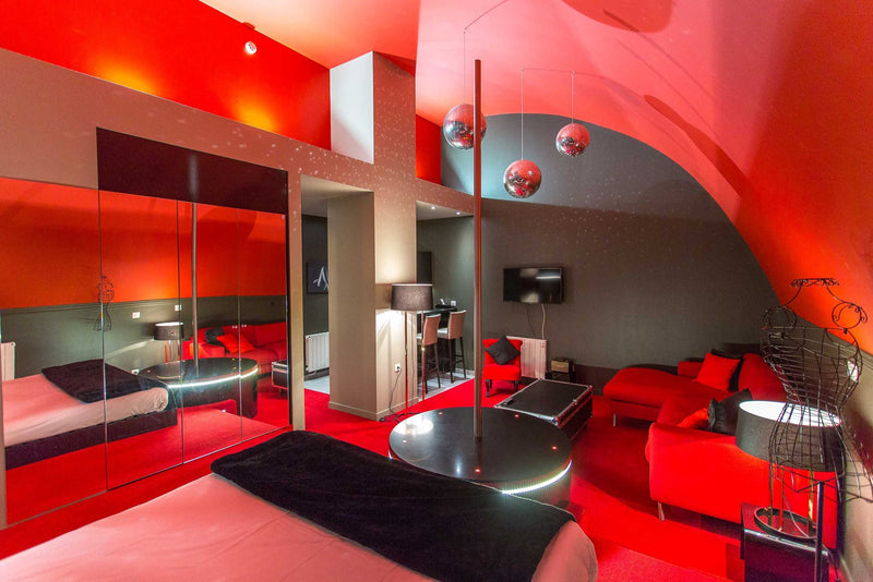 La Glamour - Love’nSpa - weekend en amoureux, love rooms avec spa ou jacuzzi privatif