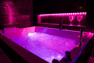 Elle & Île - Noirmoutier - Love’nSpa - weekend en amoureux, love rooms avec spa ou jacuzzi privatif