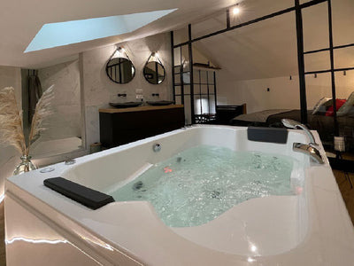 Entre nous - Le Maréchal - Love’nSpa - weekend en amoureux, love rooms avec spa ou jacuzzi privatif