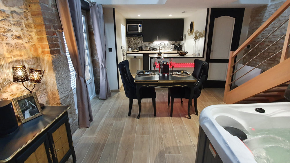 Lover Dose Gîte Glamour - Love’nSpa - weekend en amoureux, love rooms avec spa ou jacuzzi privatif10 de Lover Dose Gîte Glamour
