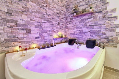 Aux 3 Glands - Nature & Spa - Love’nSpa - weekend en amoureux, love rooms avec spa ou jacuzzi privatif