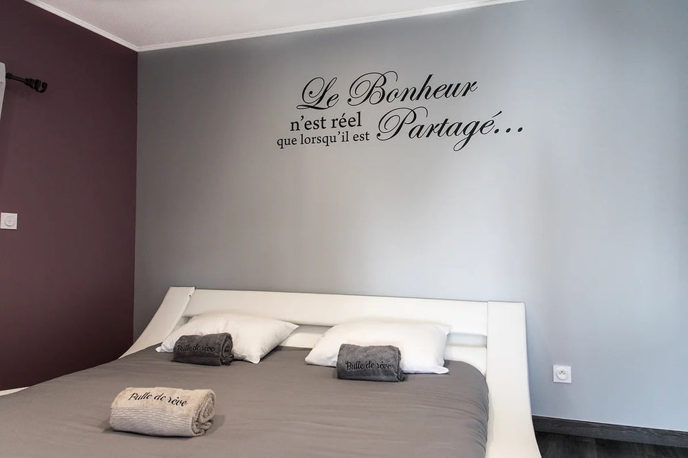 Bulle de rêve - Suite de charme - Love’nSpa - weekend en amoureux, love rooms avec spa ou jacuzzi privatif3 de Bulle de rêve - Suite de charme
