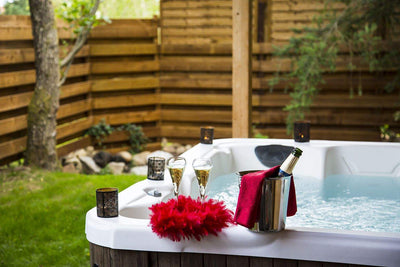 Le Haut Jardin - La Cabane - Love’nSpa - weekend en amoureux, love rooms avec spa ou jacuzzi privatif