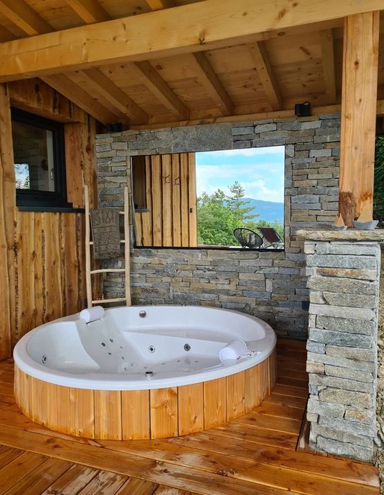 Cocoon Wood - Love’nSpa - weekend en amoureux, love rooms avec spa ou jacuzzi privatif