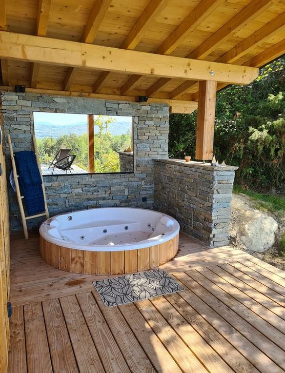 Cocoon Wood - Love’nSpa - weekend en amoureux, love rooms avec spa ou jacuzzi privatif