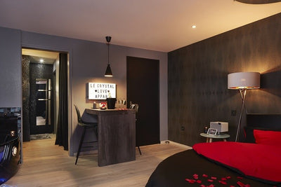 Crystal Love Appart - Love’nSpa - weekend en amoureux, love rooms avec spa ou jacuzzi privatif