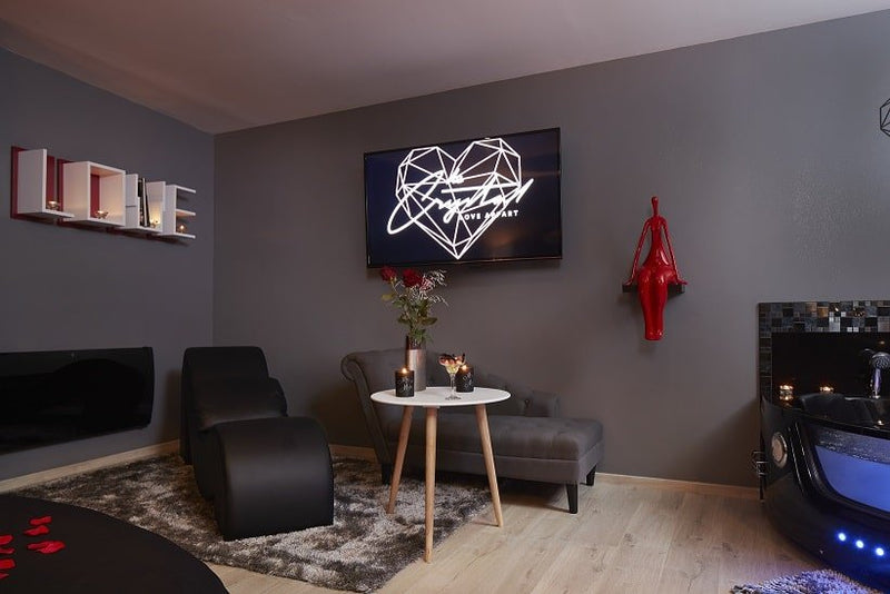 Crystal Love Appart - Love’nSpa - weekend en amoureux, love rooms avec spa ou jacuzzi privatif
