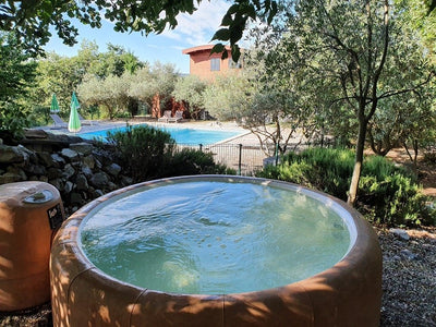 Domaine Saint Cerice - Nid d'amour - Love’nSpa - weekend en amoureux, love rooms avec spa ou jacuzzi privatif