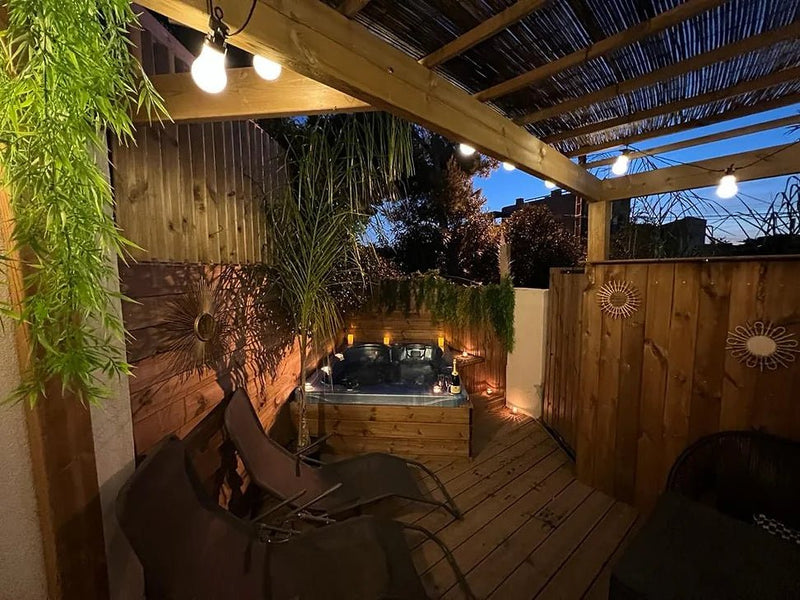 Escale Détente - Love’nSpa - weekend en amoureux, love rooms avec spa ou jacuzzi privatif