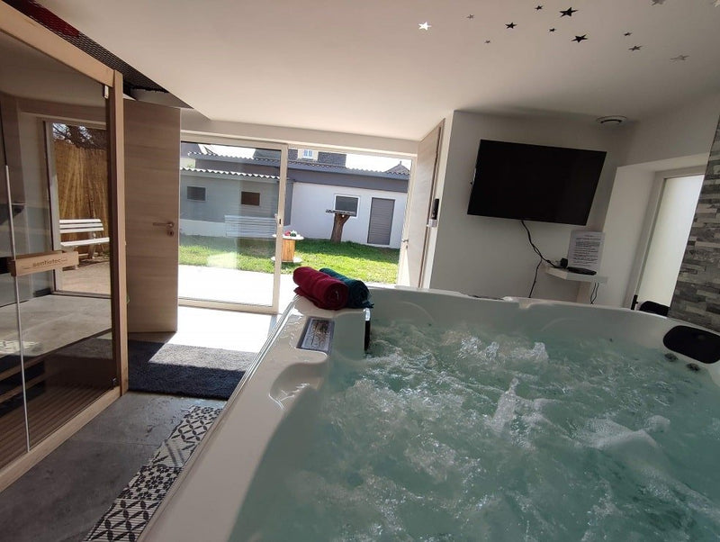 Gîte Ange ou Démon - Love’nSpa - weekend en amoureux, love rooms avec spa ou jacuzzi privatif