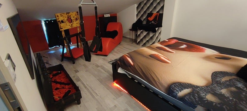 Gîte Ange ou Démon - Love’nSpa - weekend en amoureux, love rooms avec spa ou jacuzzi privatif1 de Gîte Ange ou Démon
