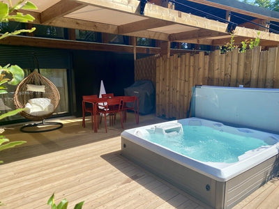 Gîte écolodge avec jacuzzi - Love’nSpa - weekend en amoureux, love rooms avec spa ou jacuzzi privatif