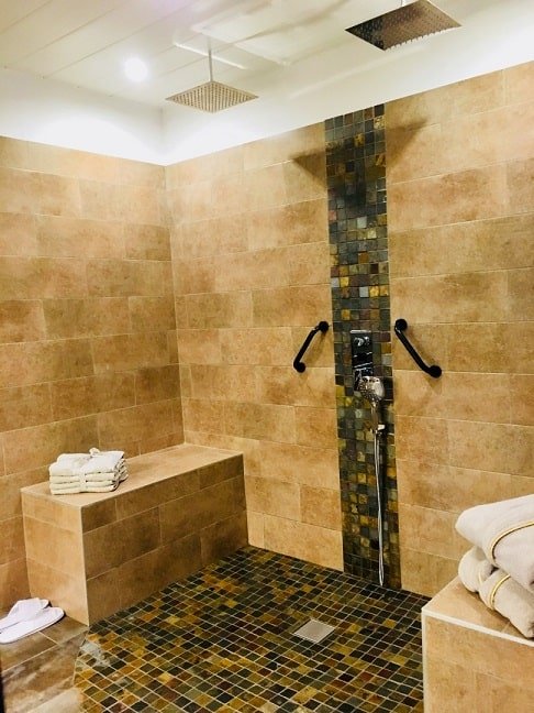 Gîte Le Cocon - Love’nSpa - weekend en amoureux, love rooms avec spa ou jacuzzi privatif8 de Gîte Le Cocon
