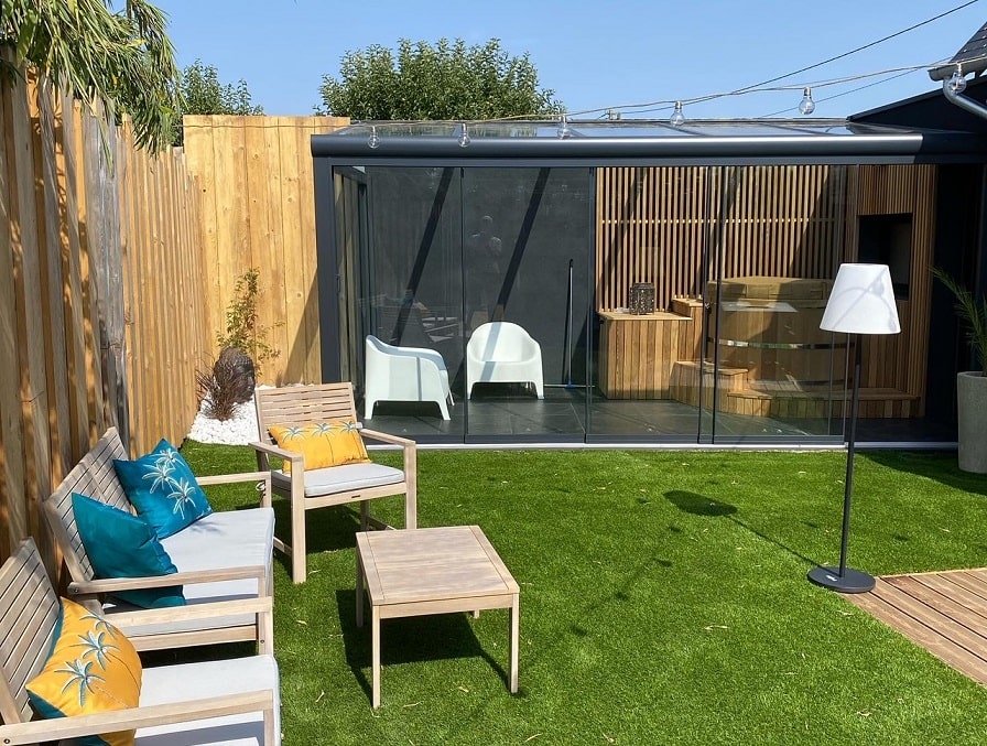 Gîtes de La Gasteleine - Love’nSpa - weekend en amoureux, love rooms avec spa ou jacuzzi privatif4 de Gîtes de La Gasteleine - Côté SPA Bois
