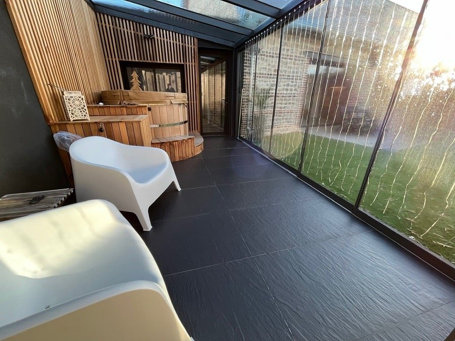 Gîtes de La Gasteleine - Love’nSpa - weekend en amoureux, love rooms avec spa ou jacuzzi privatif3 de Gîtes de La Gasteleine - Côté SPA Bois
