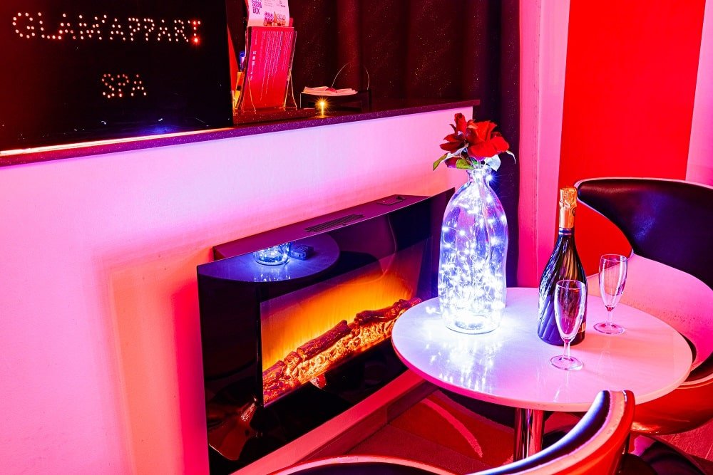 Glam' appart spa - Love’nSpa - weekend en amoureux, love rooms avec spa ou jacuzzi privatif3 de Glam' appart spa
