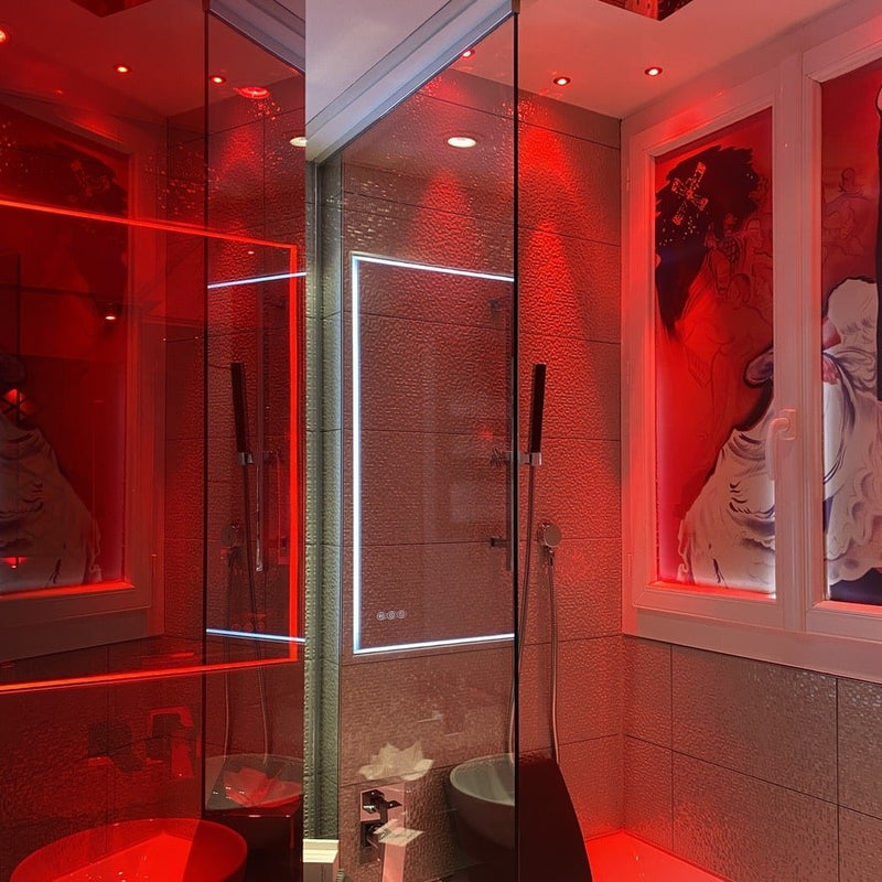 Hôtel design secret de Paris - Chambre Moulin Rouge - Love’nSpa - weekend en amoureux, love rooms avec spa ou jacuzzi privatif