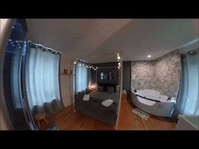Location chambre avec Spa Jacuzzi privatif pour week end en amoureux en Bretagne - L’Escale Dinard - L'Escale Balnéo - Love’nSpa