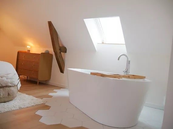 Il était une fois - Love’nSpa - weekend en amoureux, love rooms avec spa ou jacuzzi privatif4 de Il était une fois
