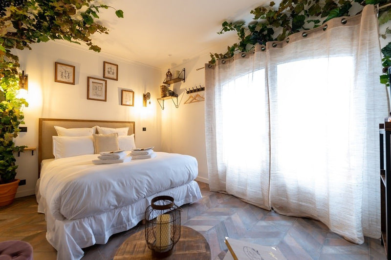 LA BASTIDE DU ROCHER - Le Chai - Love’nSpa - weekend en amoureux, love rooms avec spa ou jacuzzi privatif
