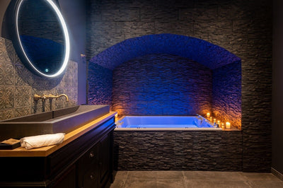 LA BASTIDE DU ROCHER - L’Ecurie - Love’nSpa - weekend en amoureux, love rooms avec spa ou jacuzzi privatif