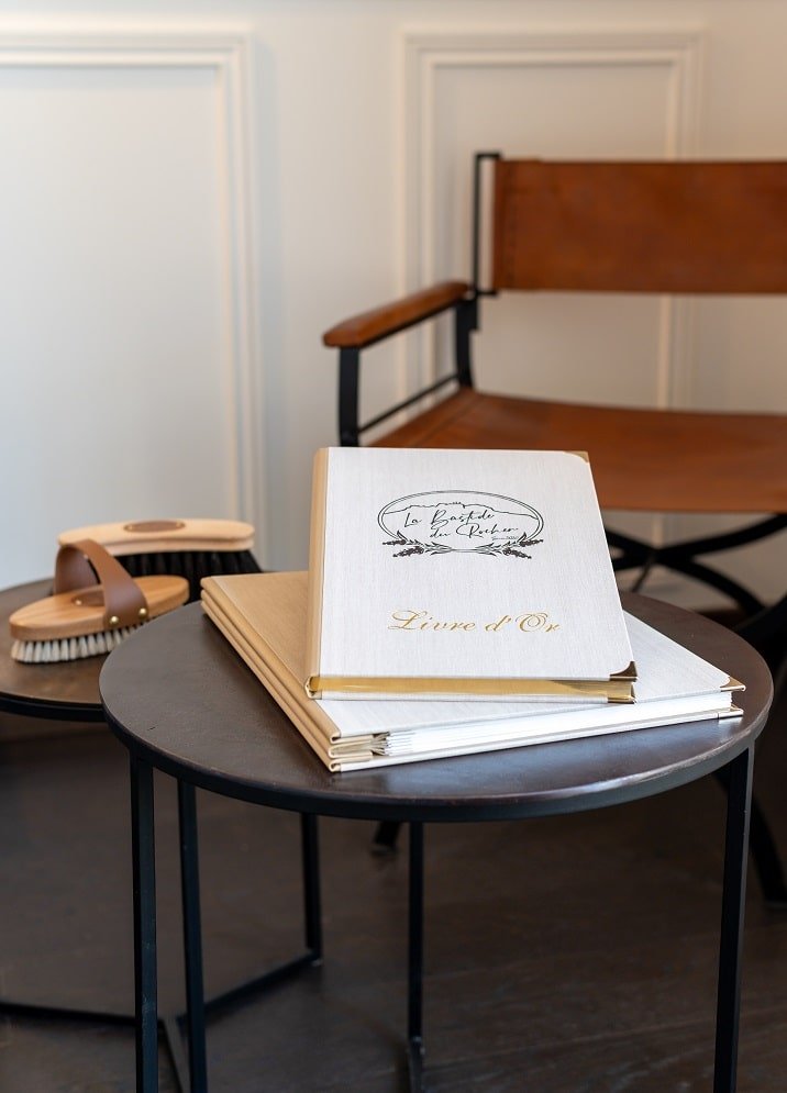 LA BASTIDE DU ROCHER - L’Ecurie - Love’nSpa - weekend en amoureux, love rooms avec spa ou jacuzzi privatif7 de LA BASTIDE DU ROCHER - L’Ecurie
