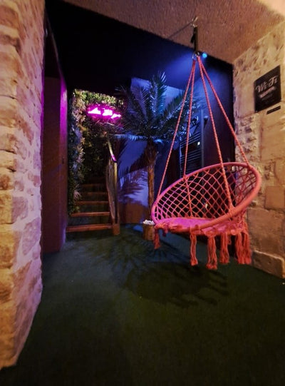 La Bayeuzen - La Tropicale - Love’nSpa - weekend en amoureux, love rooms avec spa ou jacuzzi privatif