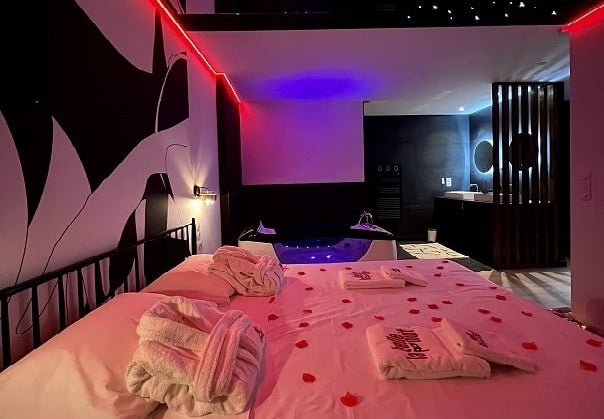La Belle Nuit - Nuit Etoilée - Love’nSpa - weekend en amoureux, love rooms avec spa ou jacuzzi privatif